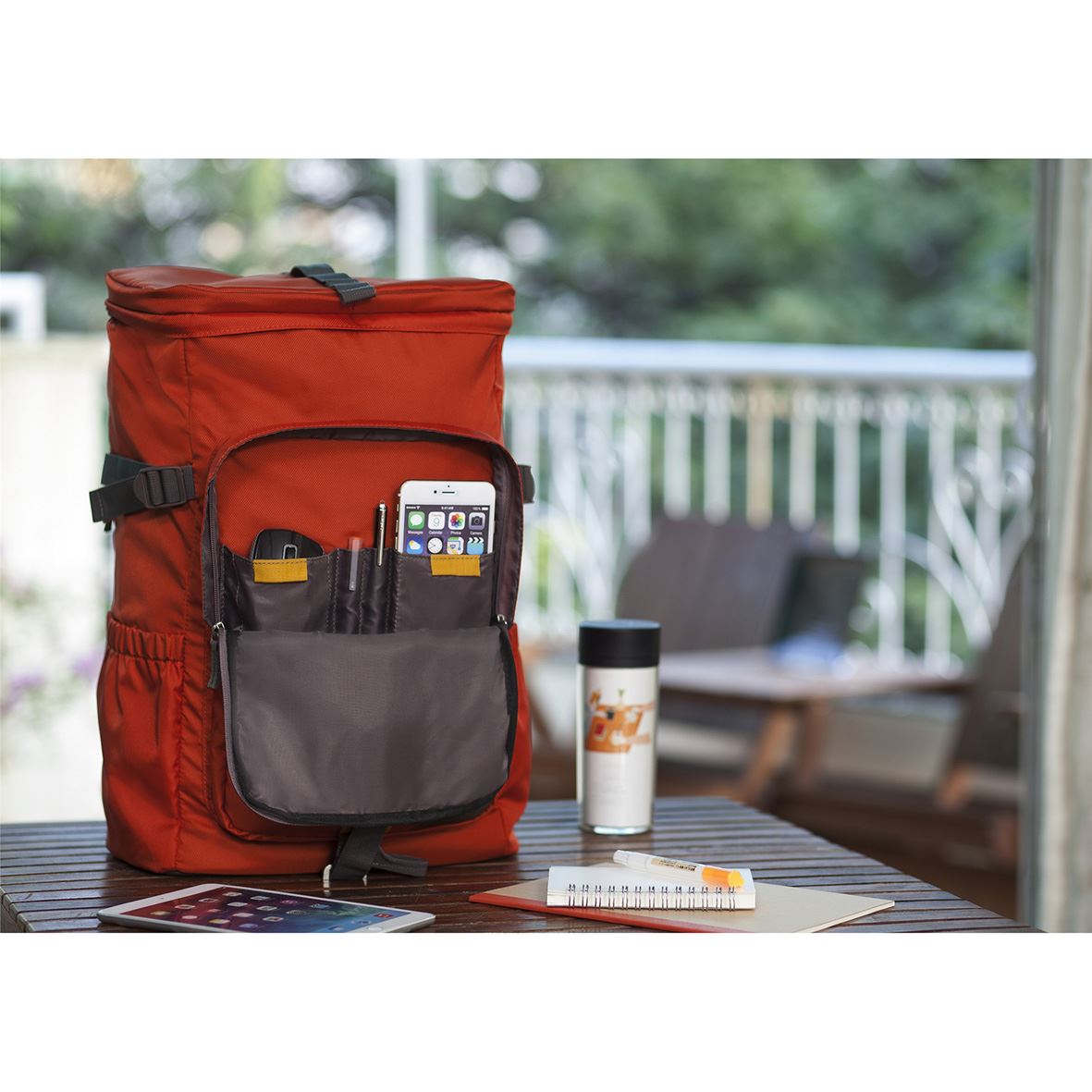 Seoul 15.6 Laptop Backpack Orange